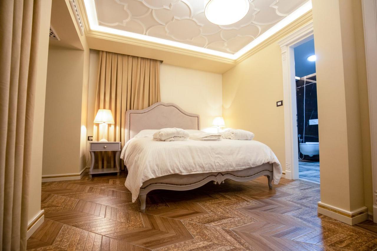 Vila Ekrem Korce Esterno foto