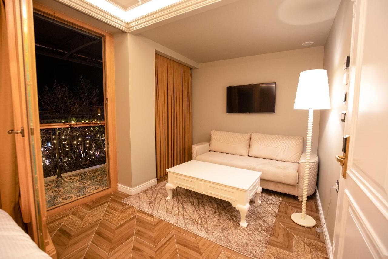 Vila Ekrem Korce Esterno foto